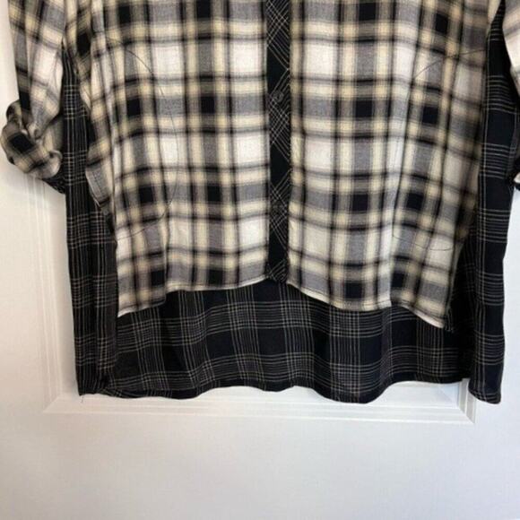 Susan Graver Loose Fit Button Up Yarn Dyed Plaid Oversized Collared Top POCKETS! - Picture 3 of 8